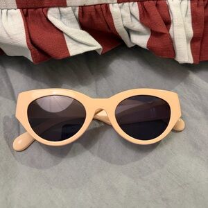 Women’s Peach/ Cream Cat Eye Sunglasses with Dark Lenses